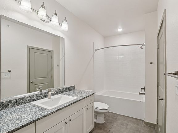 5th image of 6625 E Parmer Ln #2102