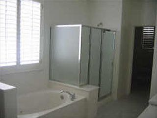 5th image of 2863 E Park Ave