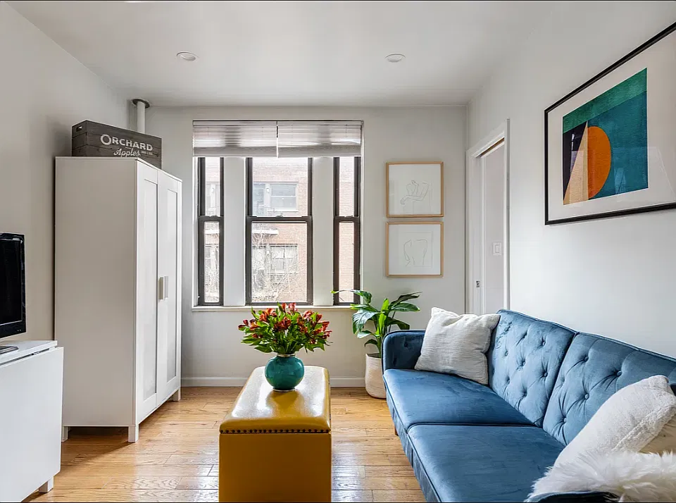 210 Thompson St #6AS