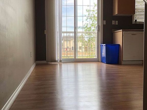 3rd image of 118 Pawlychenko Ln #54