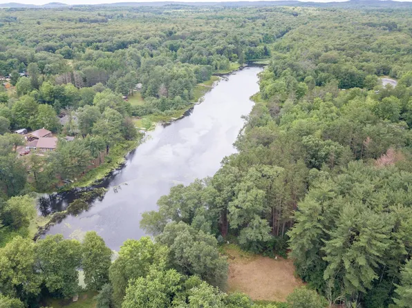 W1506 Rainbow Ln, Wisconsin Dells, WI 53965