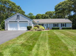 72 Trumbull Rd, East Falmouth, MA 02536