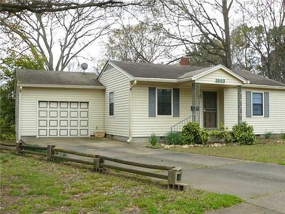 2nd image of 3983 Truman Ave