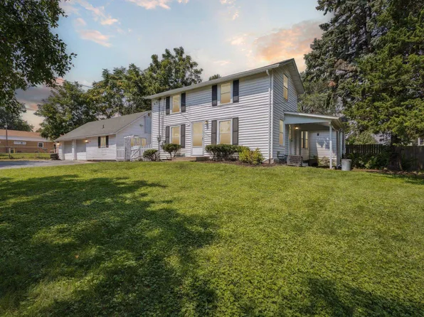 431 E 2nd St, Byron, IL 61010