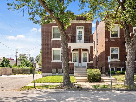 2nd image of 3555 Giles Ave