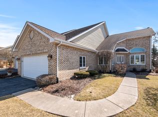 10447 Songbird Cir, Orland Park, IL