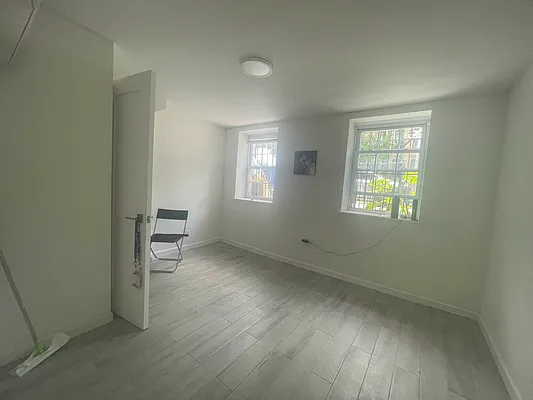 Rented by EXR | media 6