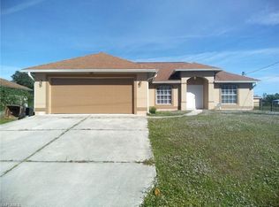 3302 30th St SW, Lehigh Acres, FL 33976