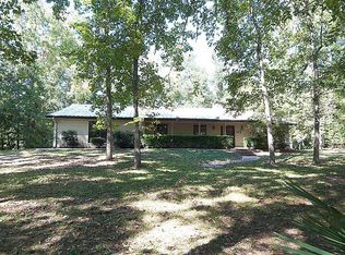 3790 Spring Dr, Huntsville, TX 77340