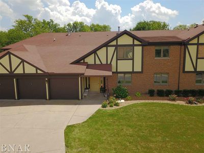 302 Carol Ct, Pontiac, IL, 61764