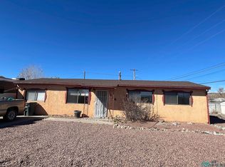 204 Elizabeth St, Gallup, NM 87301