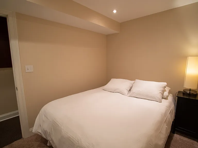 3240 N Hoyne Ave #G — Photo 9
