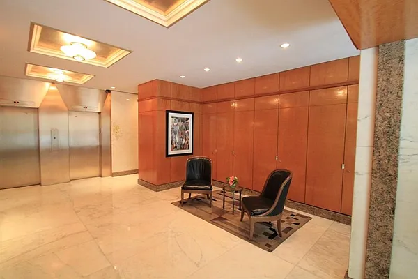 Sold by Corcoran | media 8