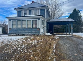 11 Salem St, Houlton, ME 04730