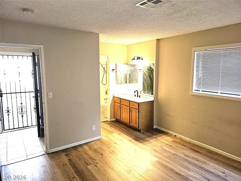 5136 Golden Ln #D — Photo 16