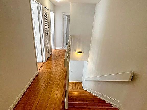 3rd image of 815 Hill Dr APT A