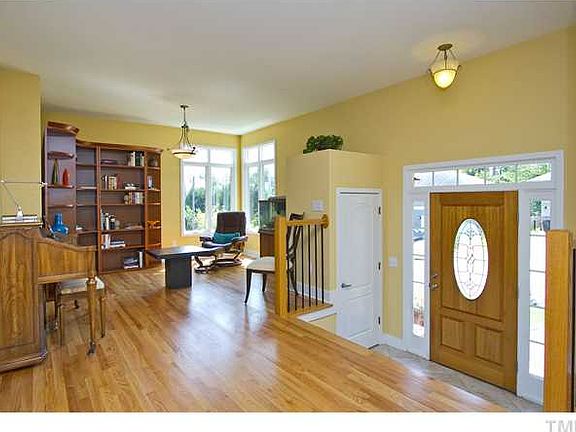 2nd image of 115 Bradwyck Dr