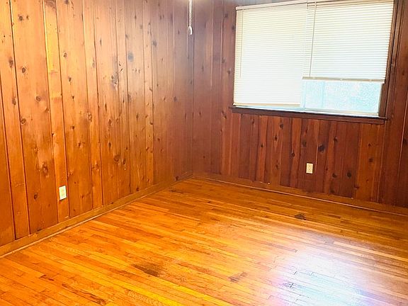 4th image of 11 Mimosa Dr