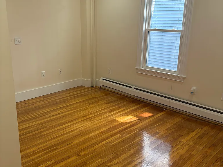 67 Oak St #1 — Photo 5