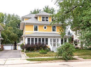 915 Center St E, Rochester, MN 55906