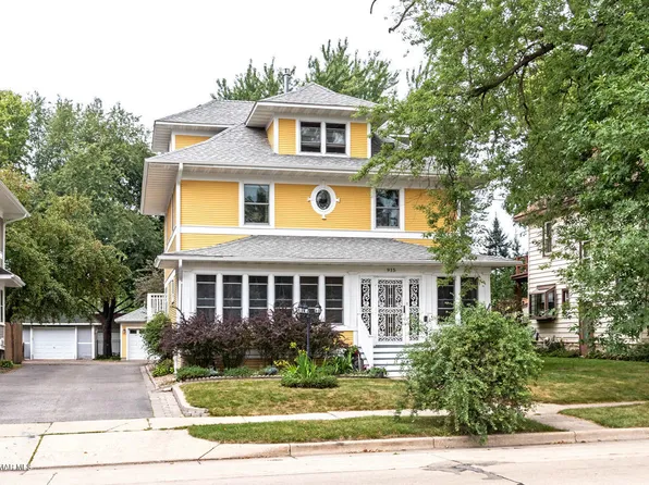 915 Center St E, Rochester, MN 55906