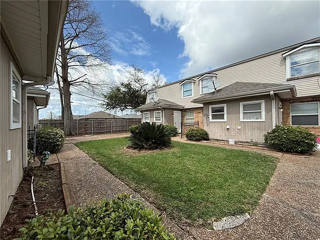 8401 Livingston Ave #D — Photo 12