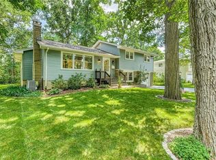 100 Wendover Rd, Rochester, NY 14610