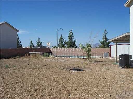 4th image of 1060 African Eagle Ave
