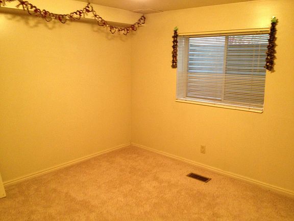 4th image of 2411 Lily Langtry Ct