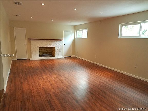 5th image of 14355 NE 8th Ave