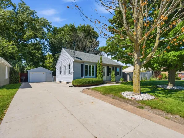 1710 Lathrop AVENUE, Racine, WI 53405
