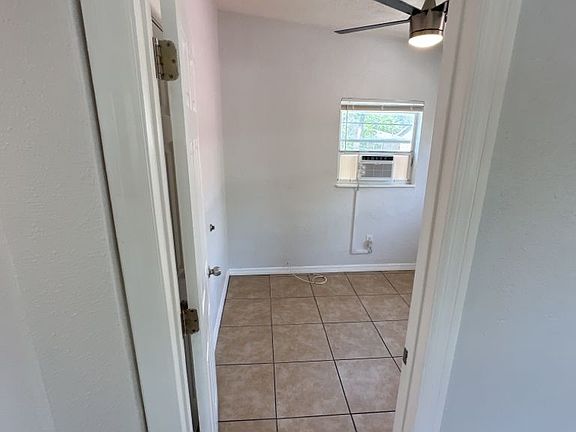 4th image of 2038 Queensboro Ave S #B
