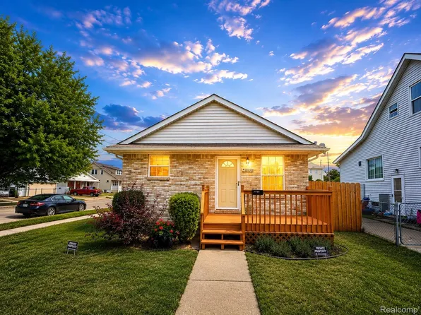 17640 Roseville Blvd, Roseville, MI 48066