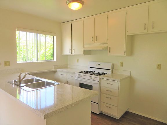 3rd image of 5101 Marita Ln #5111
