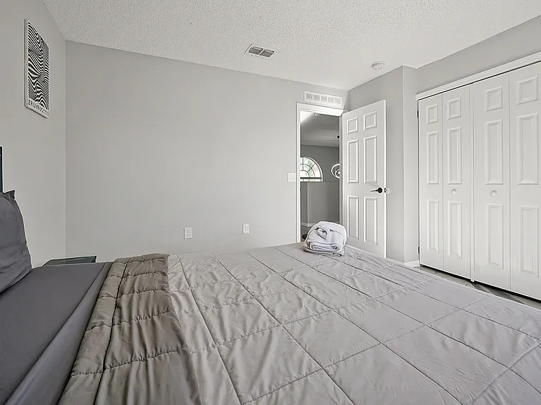52 Perrotti Ln — Photo 10
