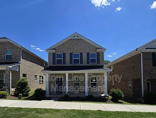 1221 Colgher St Photo 1