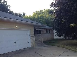 3632 Douglas Dr N, Crystal, MN 55422