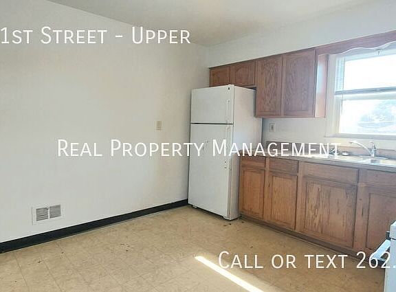 3rd image of 5858 N 61st St