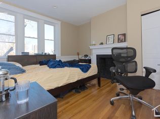 71 Egmont St #6TT, Brookline, MA 02446