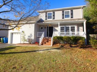 28 Columbia Dr, Tinton Falls, NJ 07724