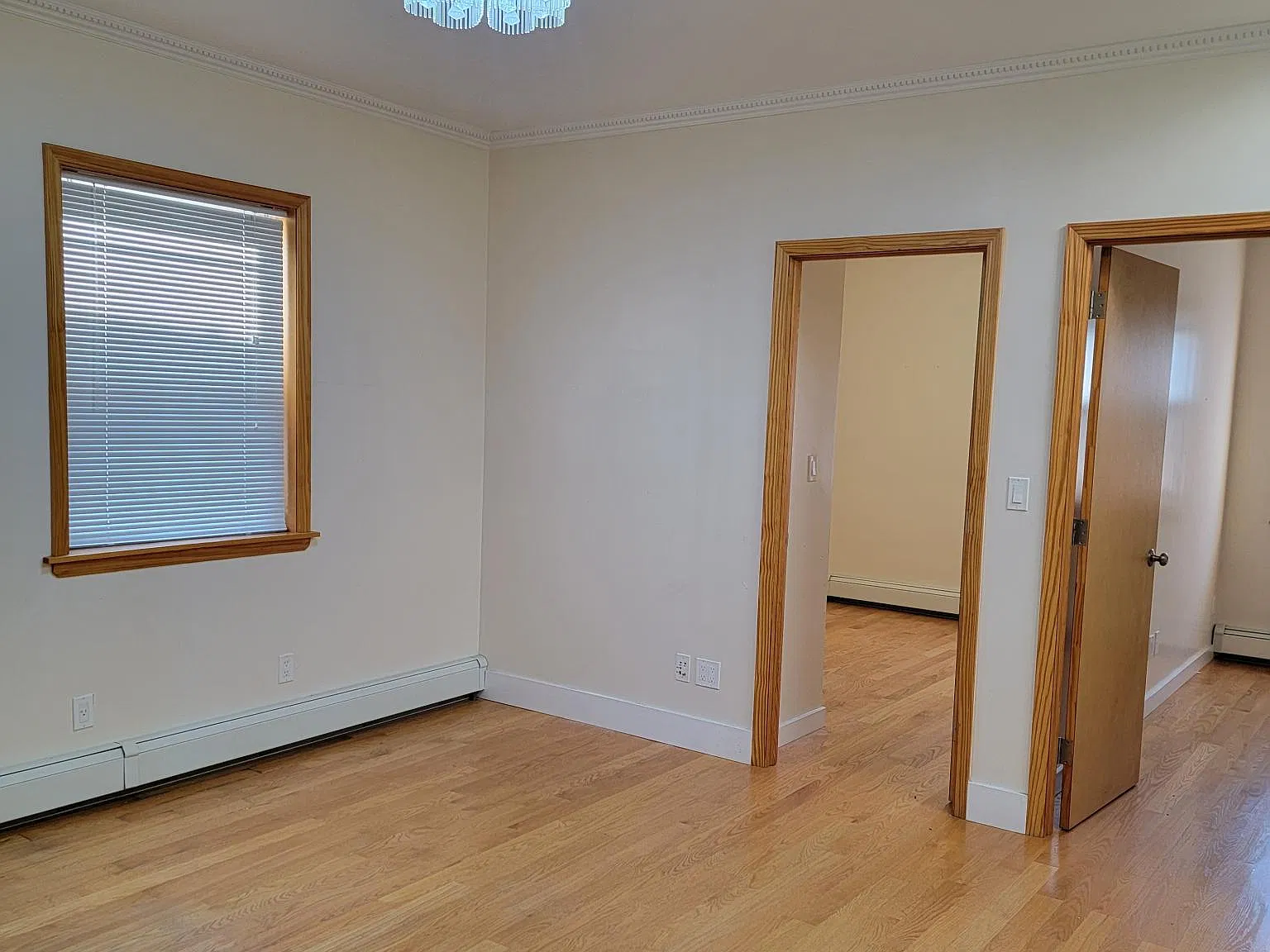 3 bed, $3,000 — Photo 2