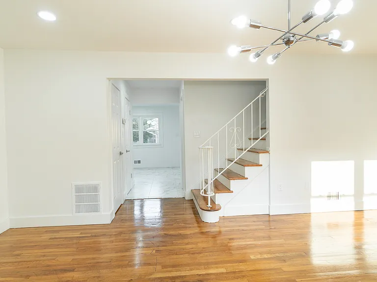 520 Adams Ln #2 — Photo 27