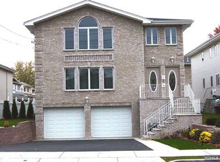 755 Edgewater Ave, Ridgefield, NJ 07657