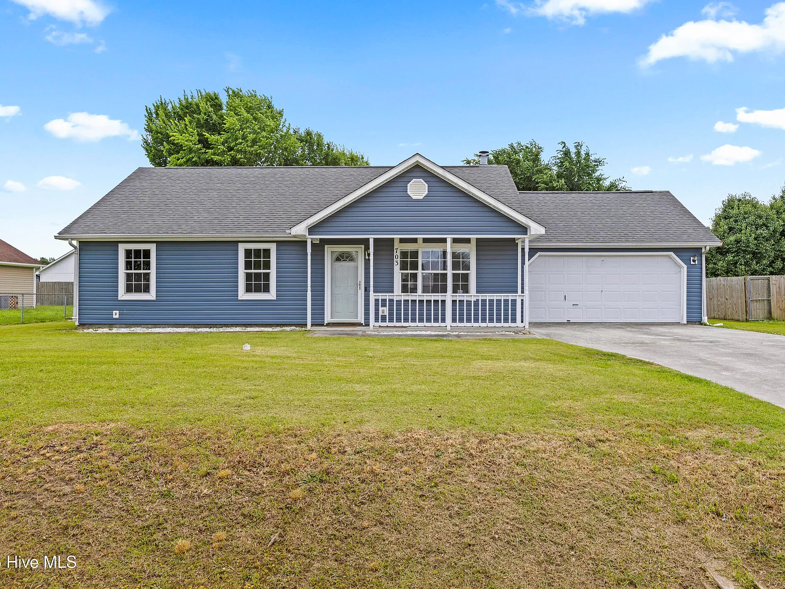 3 bed, 2.0 bath, $1,650 — Photo 1