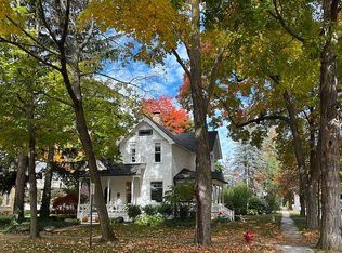 504 W Dunlap St, Northville, MI 48167