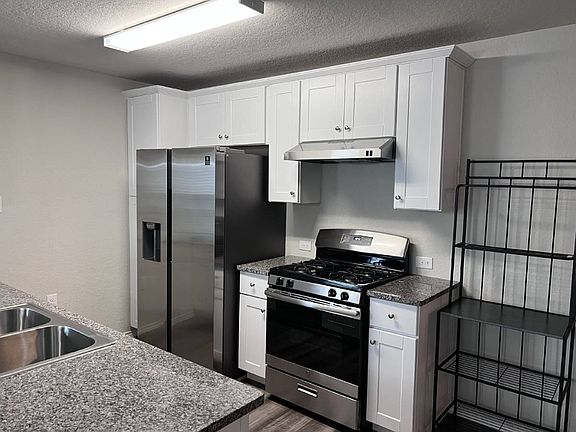 4th image of 31567 Bard Ln