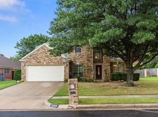 7308 Crabtree Ln, North Richland Hills, TX 76182
