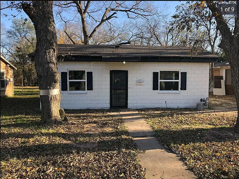 1013 Harlem Ave — Photo 1