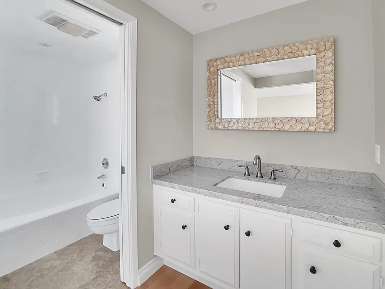 6781 Glen Dr — Photo 22