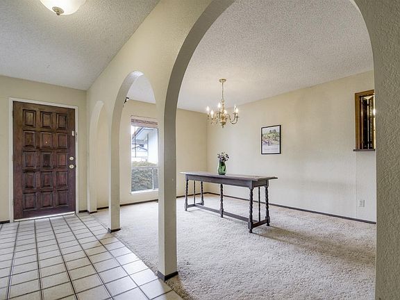 5th image of 6068 Donna Court